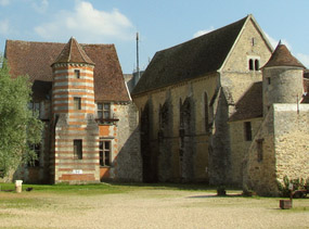 LA COMMANDERIE DES TEMPLIERS DE COULOMMIERS